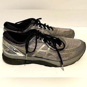 ASICS Shoes Mens 14 Gel Nimbus 21
Platinum Running Sneakers